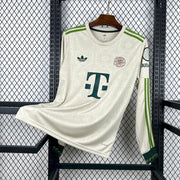 Maillot Manche Longue FC Bayern Munich Beer Festival Édition Spéciale 2025-2026