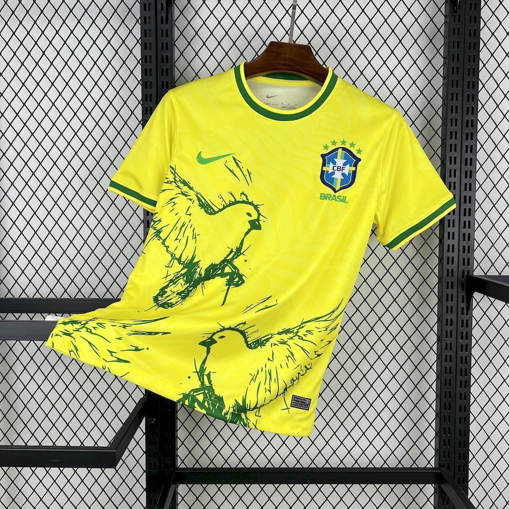Maillot Brésil 2025 Jaune Édition Spéciale Pigeon