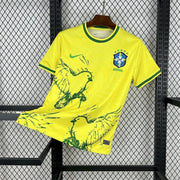 Maillot Brésil 2025 Jaune Édition Spéciale Pigeon