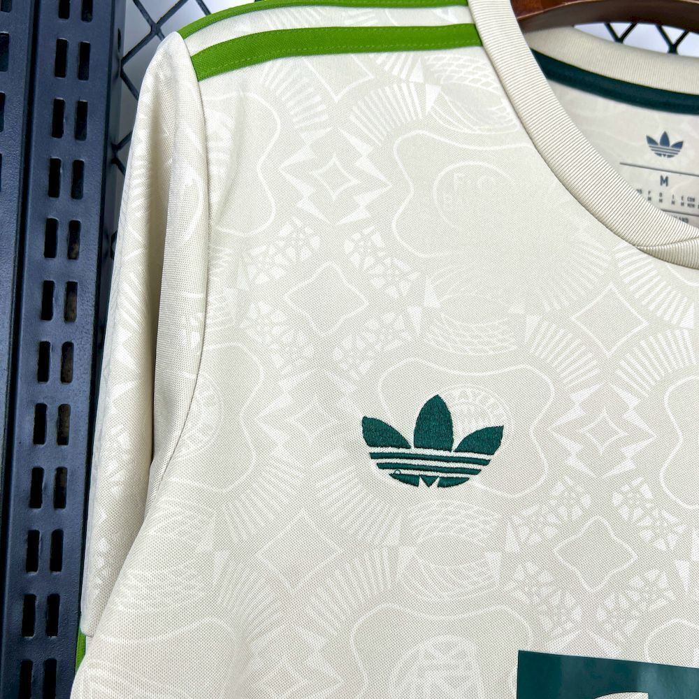 Maillot Manche Longue FC Bayern Munich Beer Festival Édition Spéciale 2025-2026