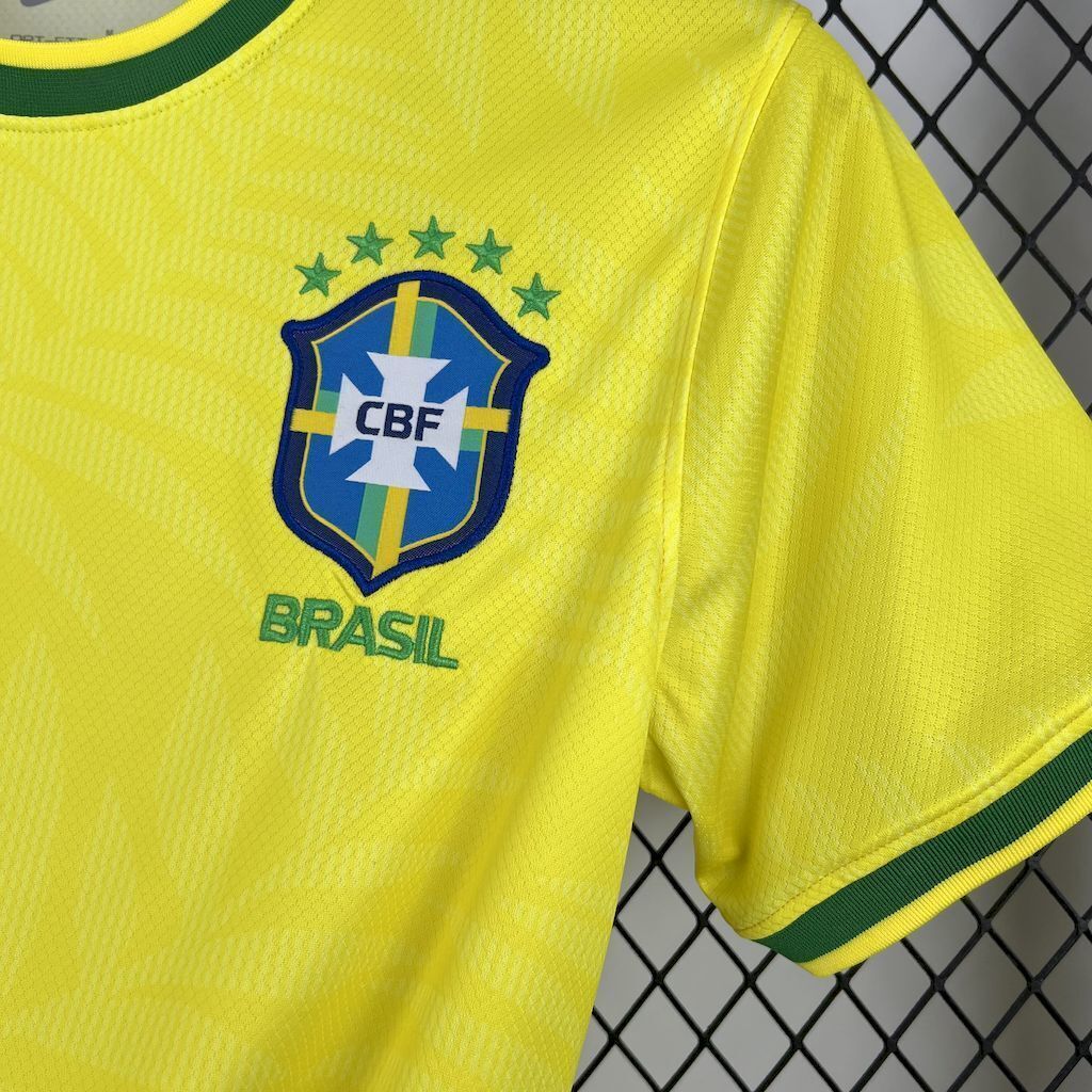 Maillot Brésil 2025 Jaune Édition Spéciale Pigeon