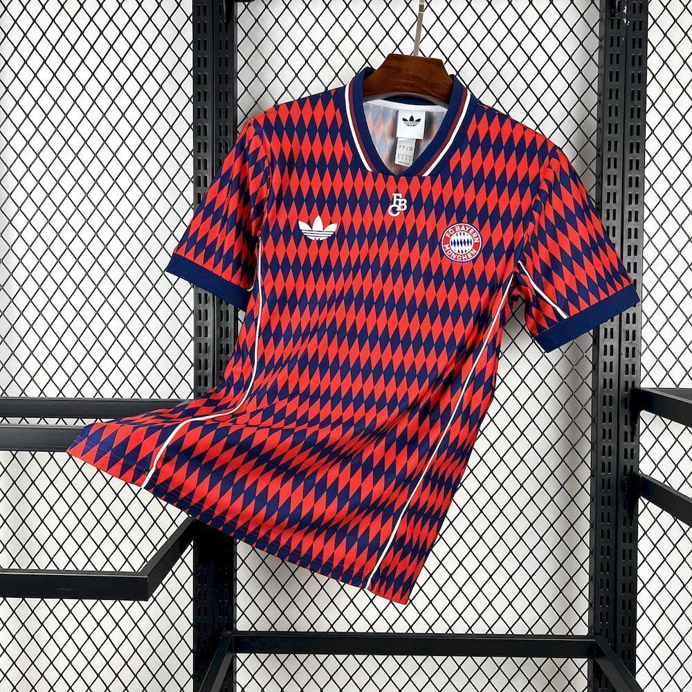 T-Shirt Football FC Bayern Munich Édition Spéciale 2025-2026