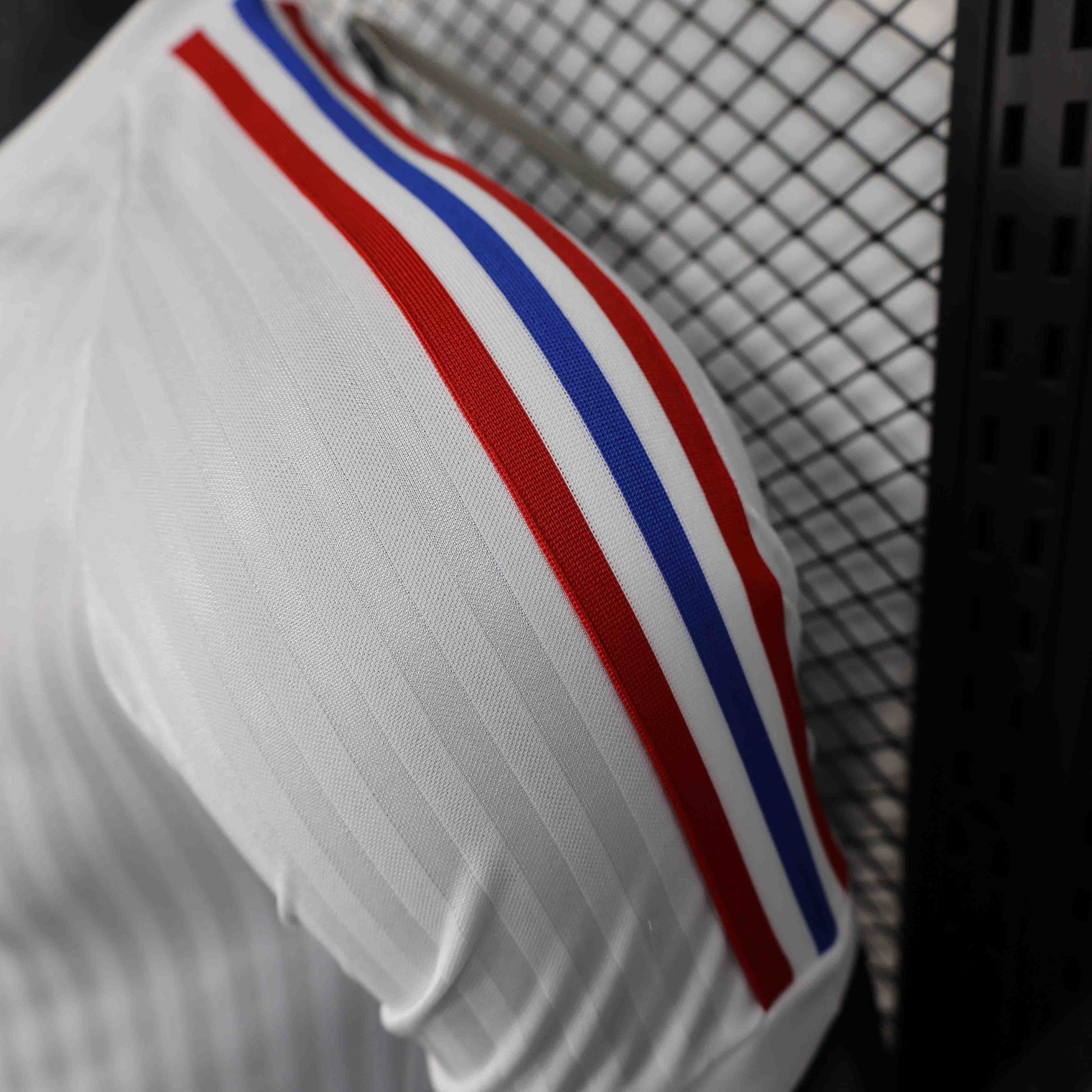 Maillot Lyon concept 2025-26